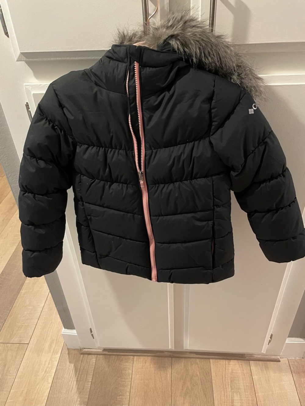 Columbia Girls' Black Puffer Jacket with Faux-Fur Hood, size S (7/8)